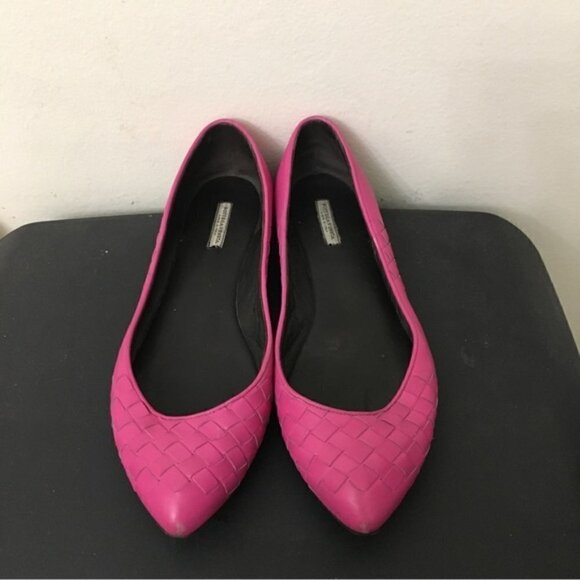 Bottega Veneta Barbie Pink Leather Pointed Toe Flats - Picture 3 of 10